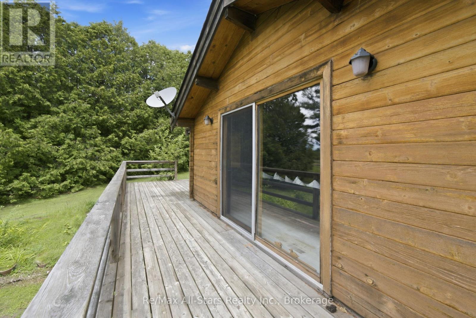 18050 Nesbitt Line Property Photo 28