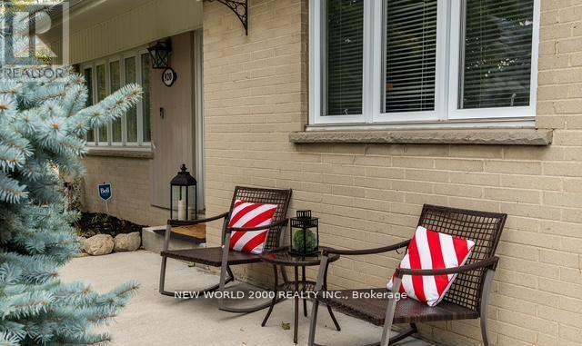 920 Greenwood Crescent Property Photo 2