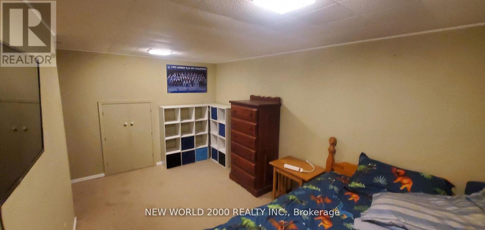 920 Greenwood Crescent Property Photo 18