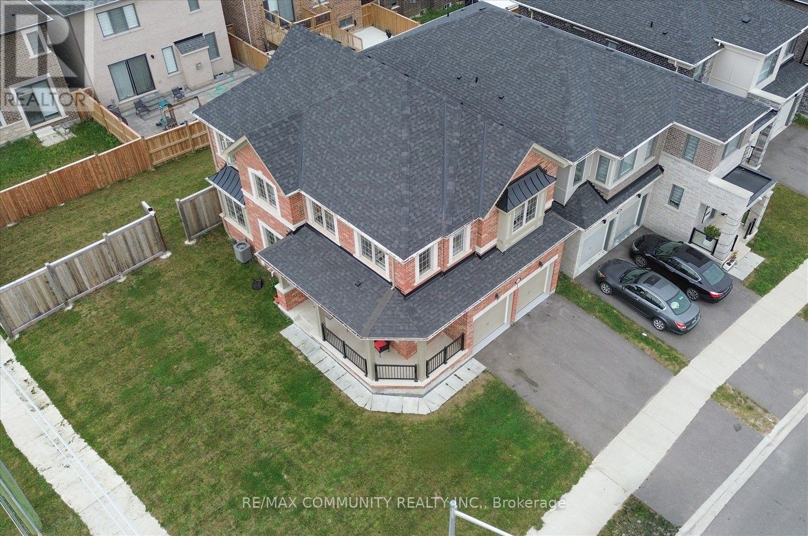 3001 Hollyberry Trail Property Photo 7
