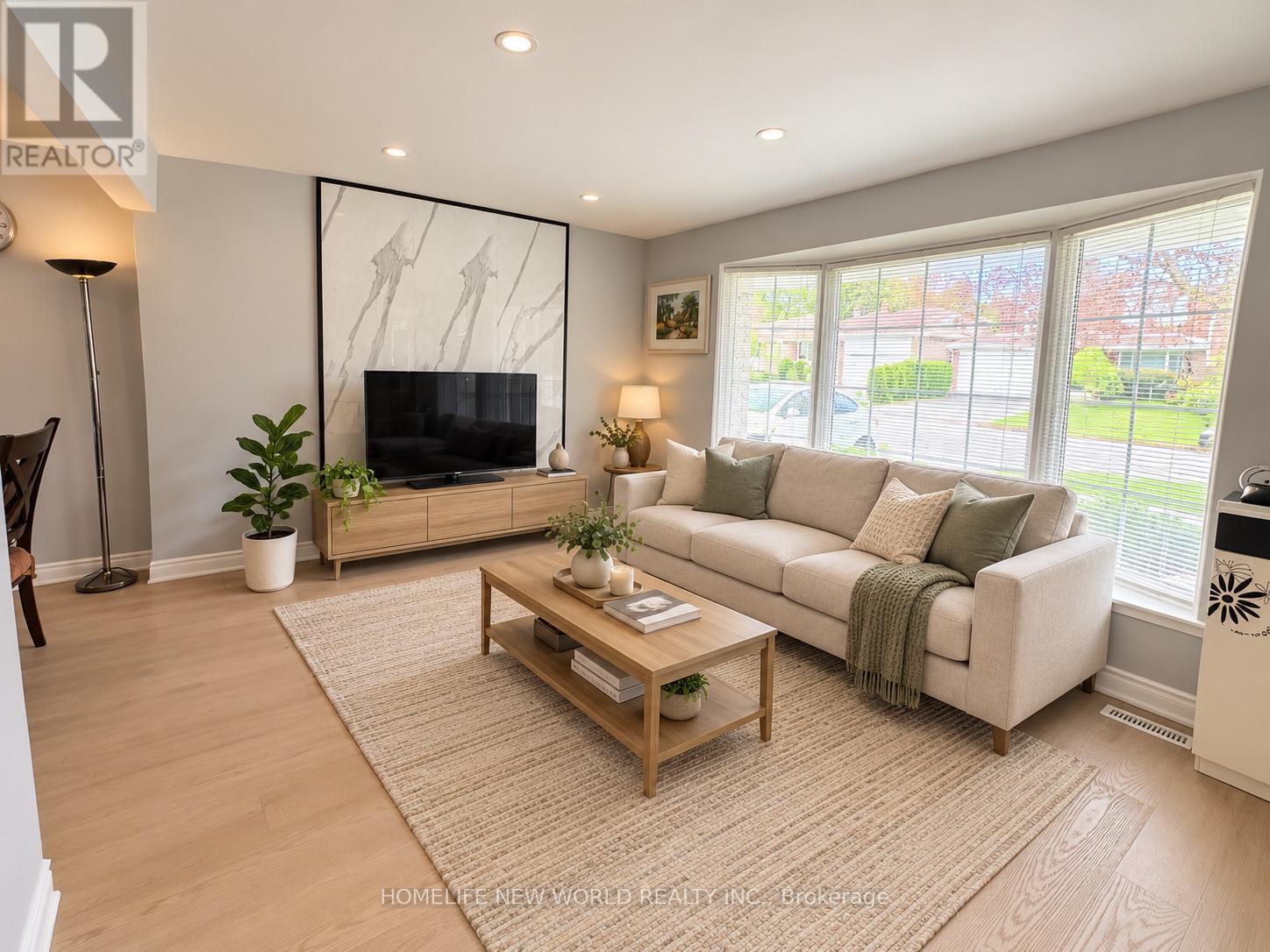 53 Pebblehill Square Property Photo 4