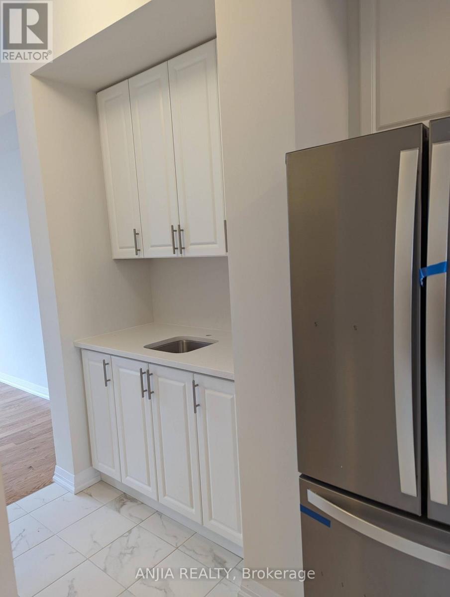 16 Coote Court Property Photo 4