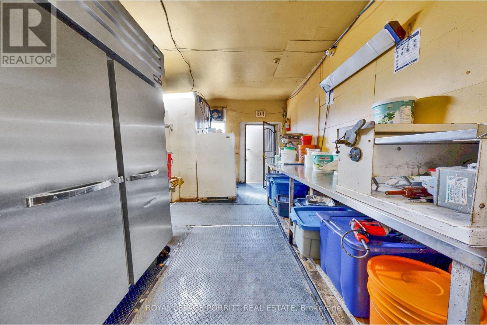 2633 Eglinton Avenue E Property Photo 17