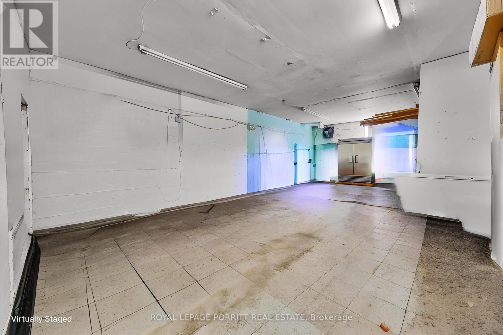 2633 Eglinton Avenue E Property Photo 29