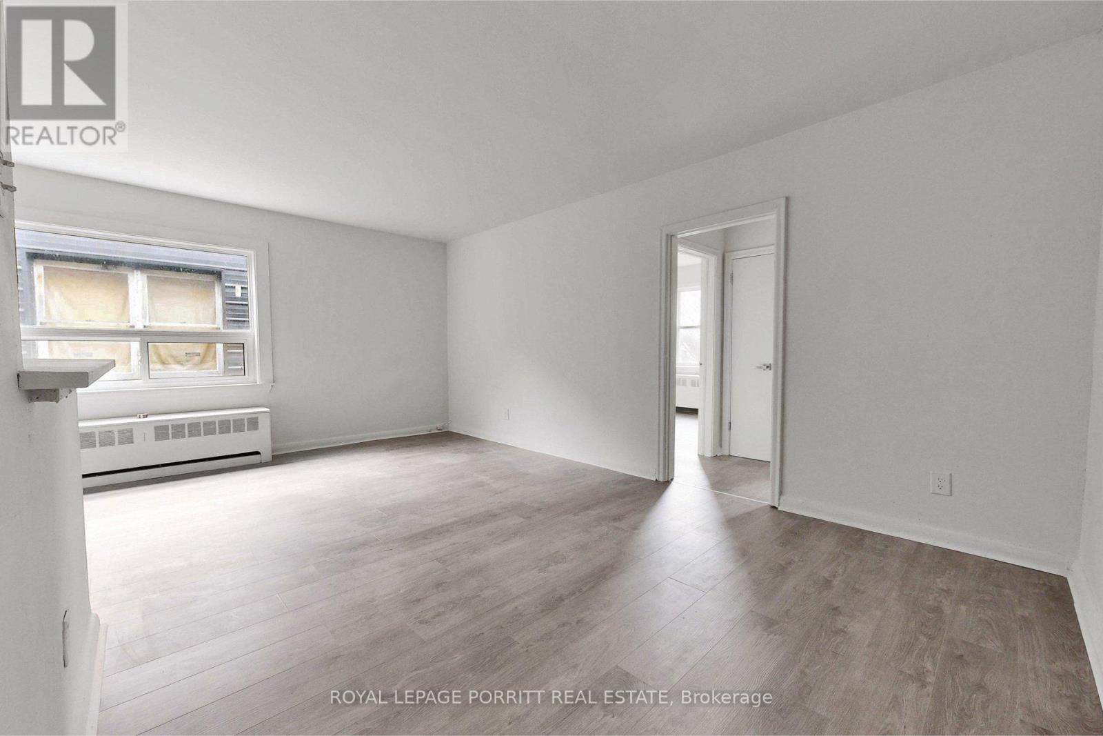 2633 Eglinton Avenue E Property Photo 31