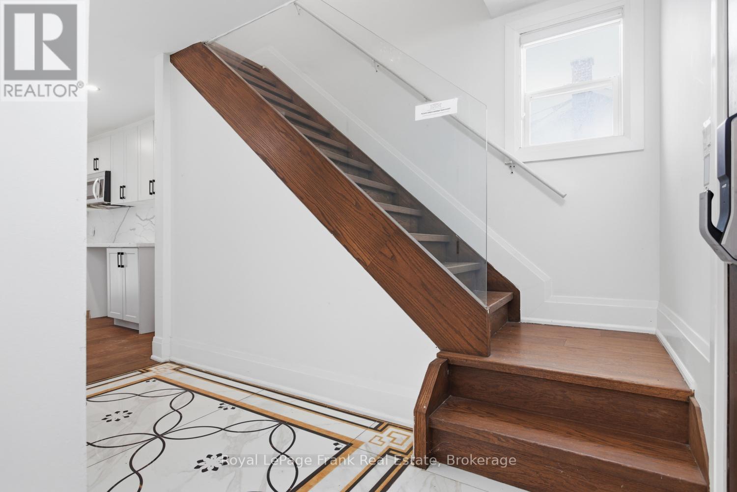 3531 Simcoe Street N Property Photo 6
