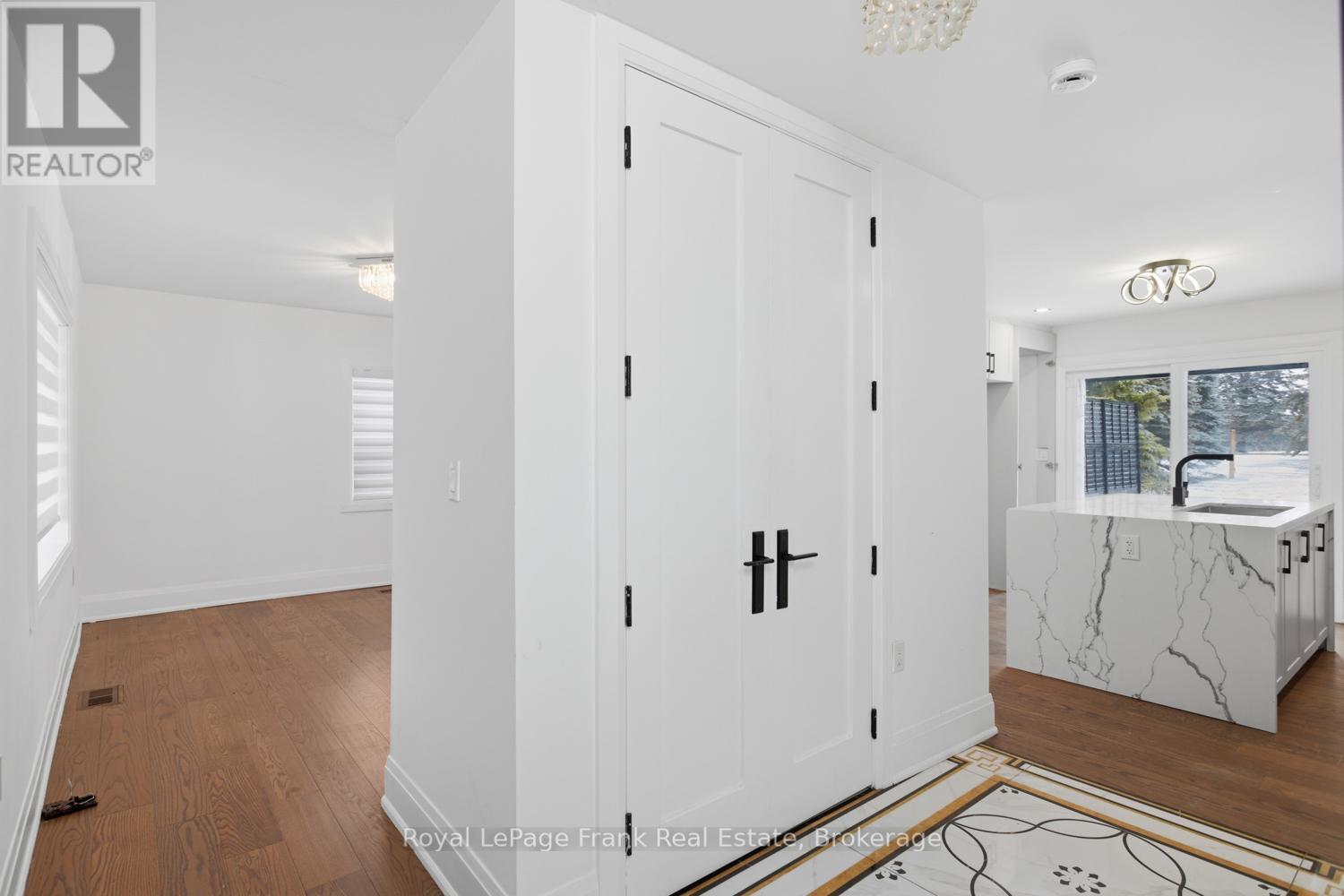 3531 Simcoe Street N Property Photo 7