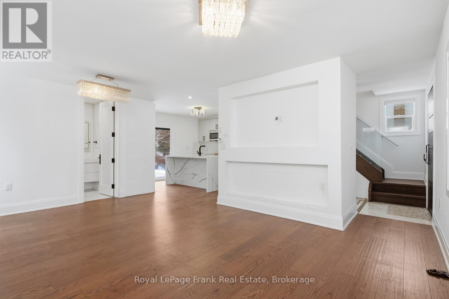 3531 Simcoe Street N Property Photo 8