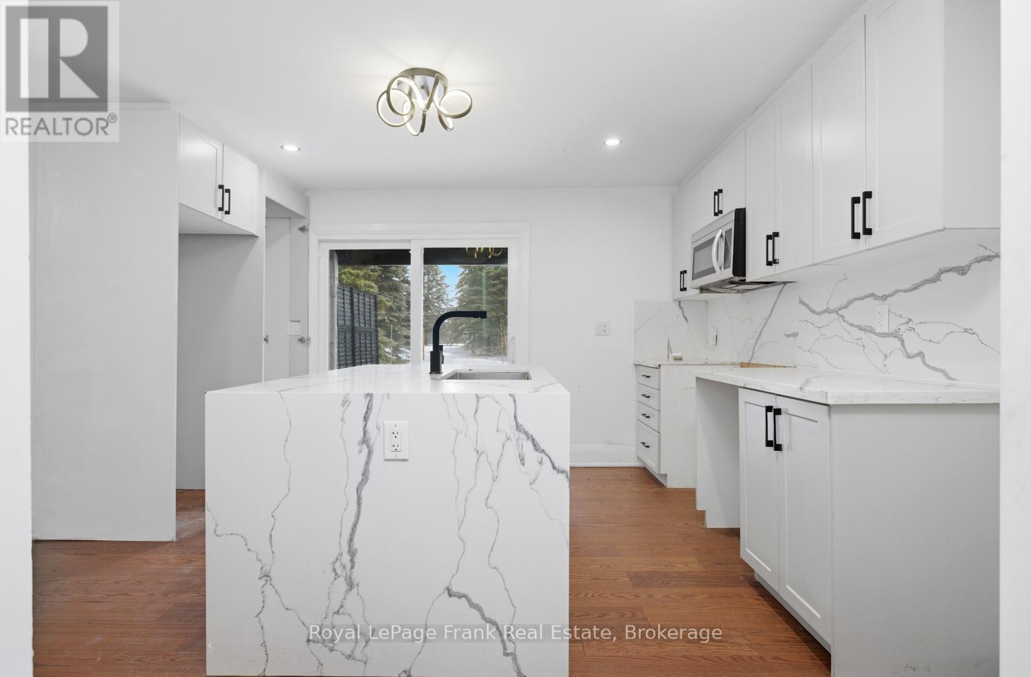 3531 Simcoe Street N Property Photo 9