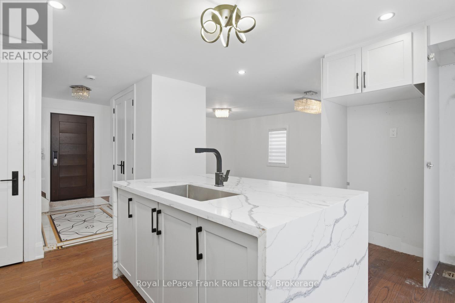 3531 Simcoe Street N Property Photo 10