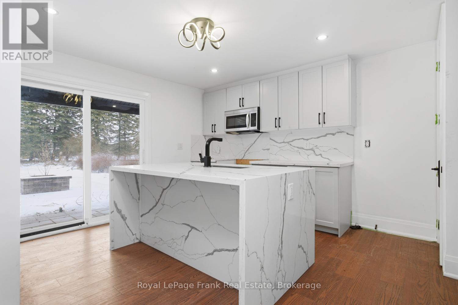 3531 Simcoe Street N Property Photo 11
