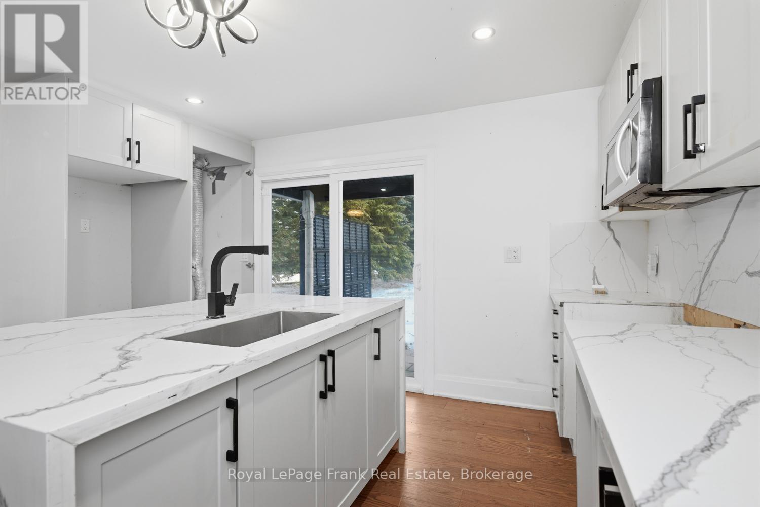 3531 Simcoe Street N Property Photo 12