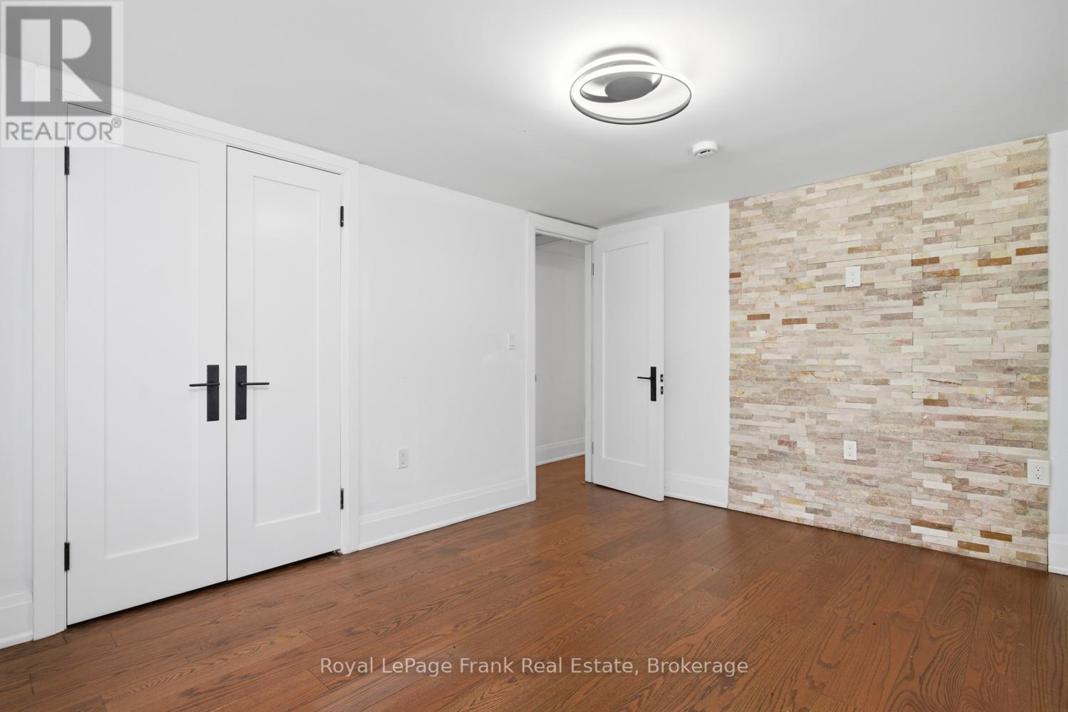 3531 Simcoe Street N Property Photo 22