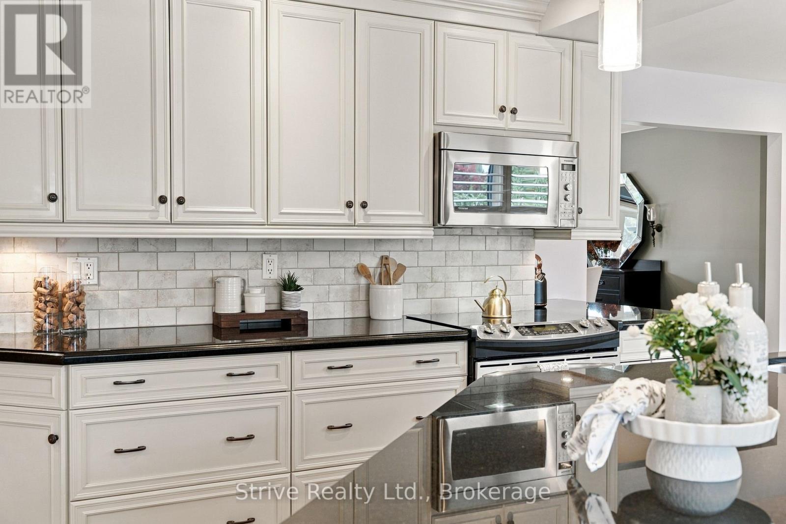 40 Mclellan Drive Property Photo 7
