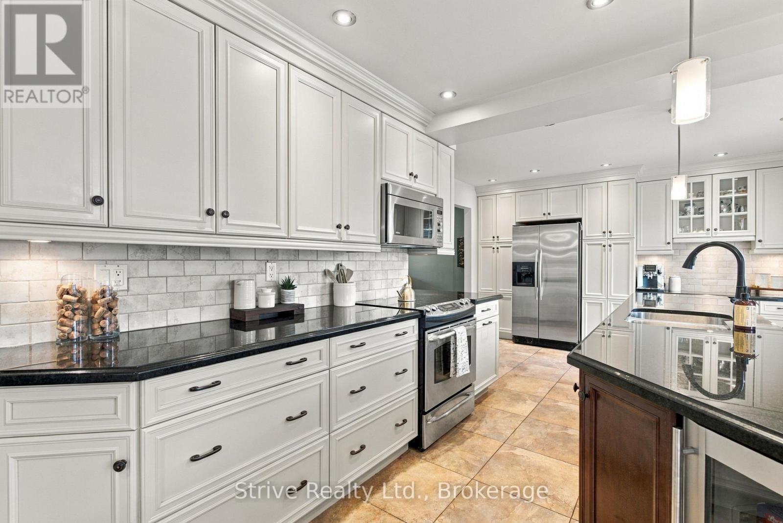 40 Mclellan Drive Property Photo 13