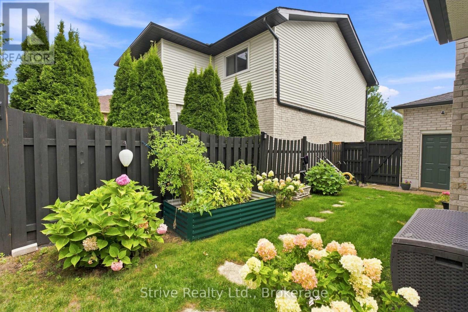 40 Mclellan Drive Property Photo 42