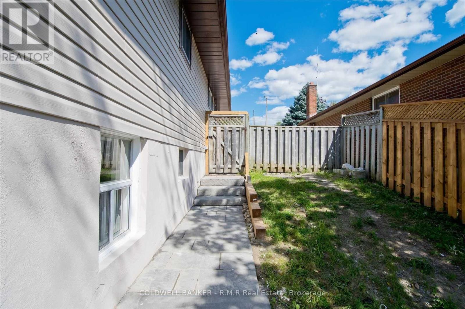 Lower - 760 Ashley Court Property Photo 7