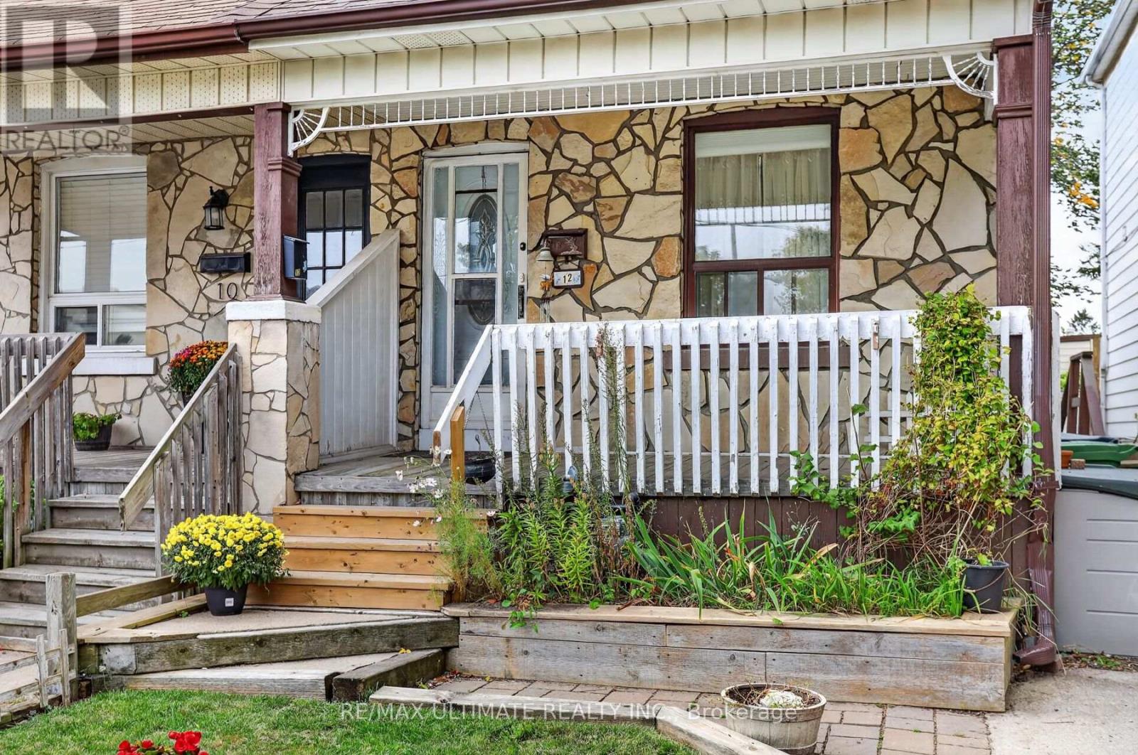 12 Eldon Avenue Property Photo 4