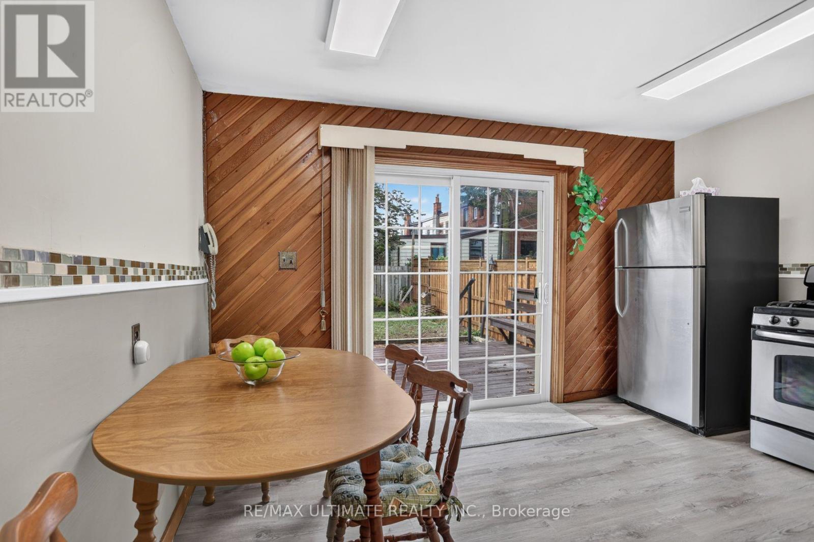 12 Eldon Avenue Property Photo 15
