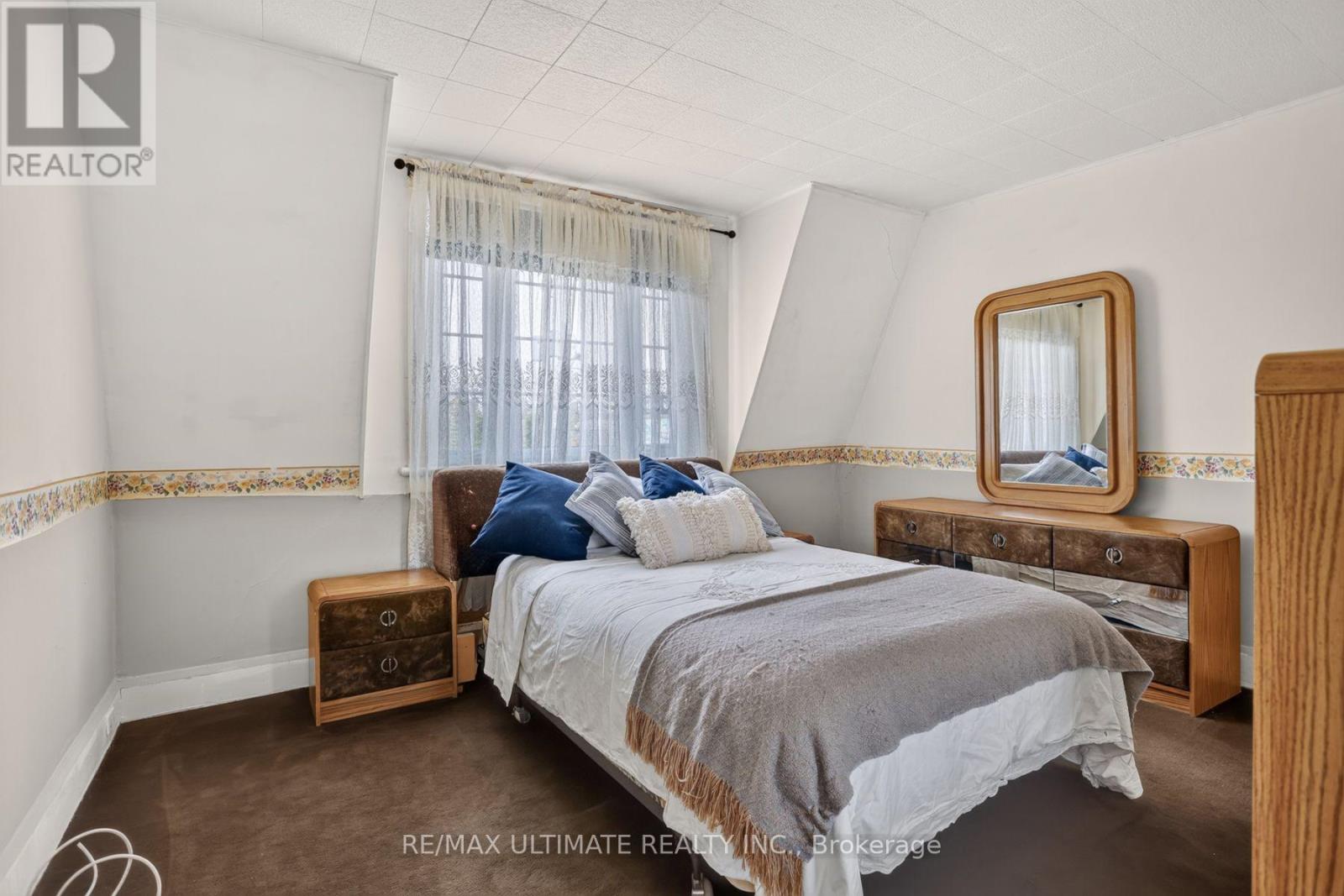 12 Eldon Avenue Property Photo 20