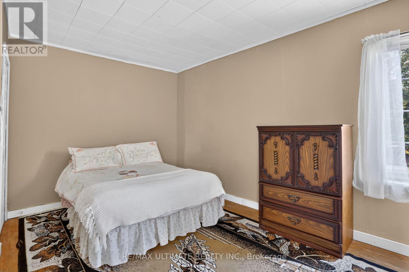 12 Eldon Avenue Property Photo 23