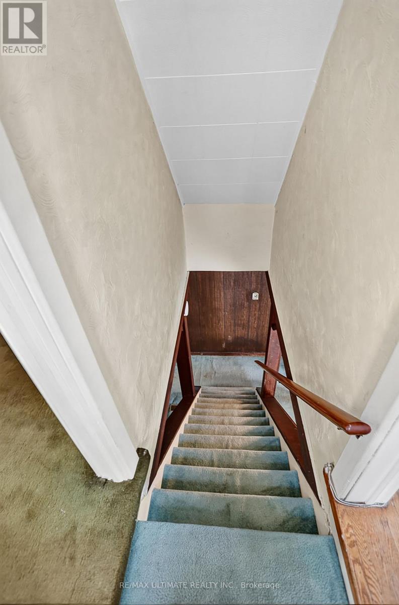 12 Eldon Avenue Property Photo 27