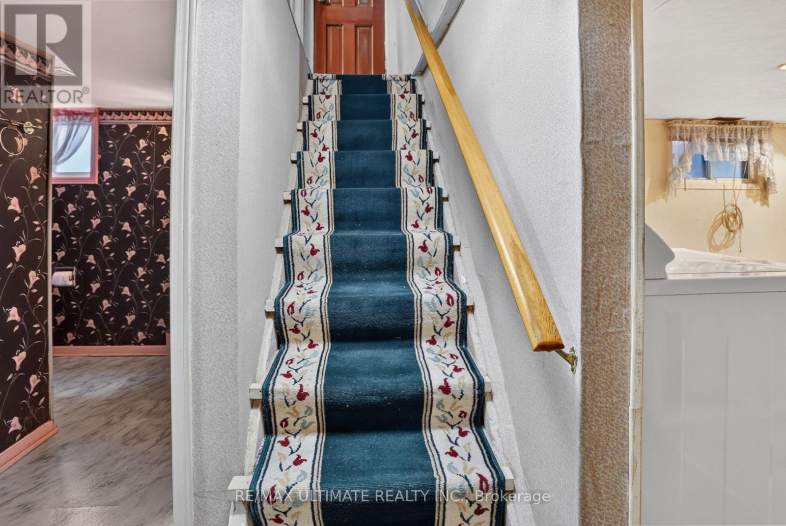 12 Eldon Avenue Property Photo 28