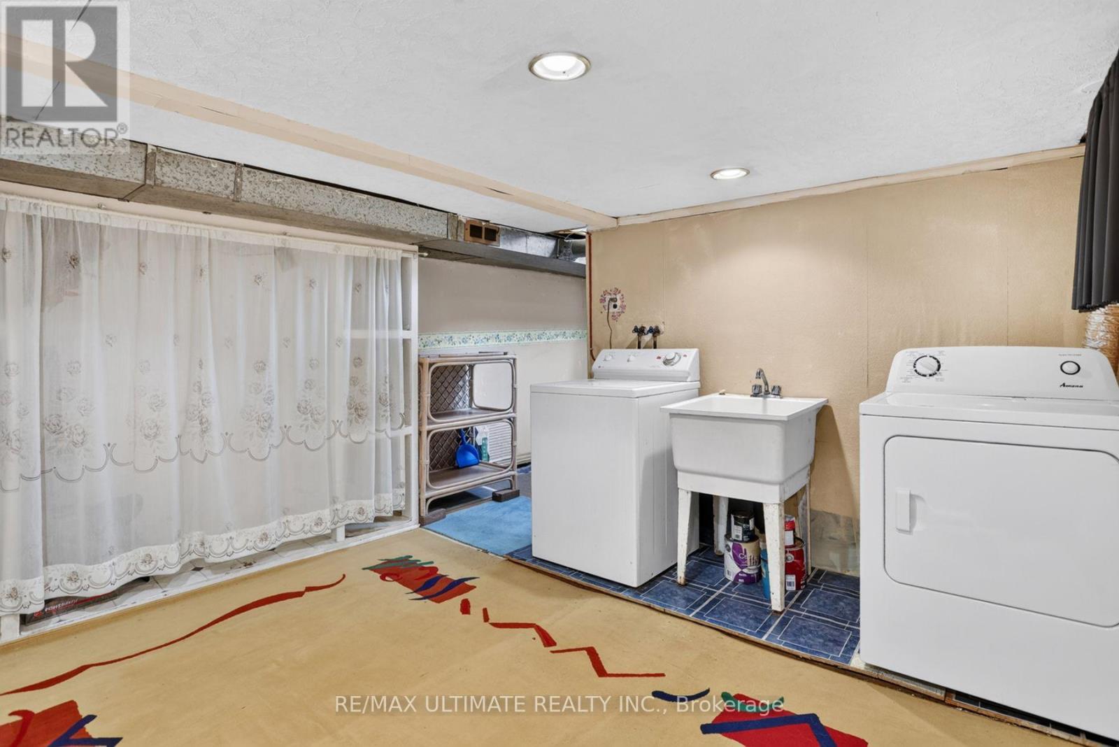 12 Eldon Avenue Property Photo 34