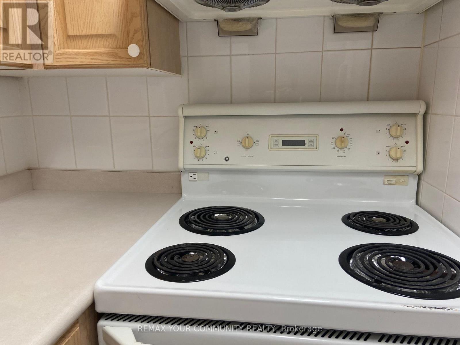 515 - 3088 Kennedy Road Property Photo 11