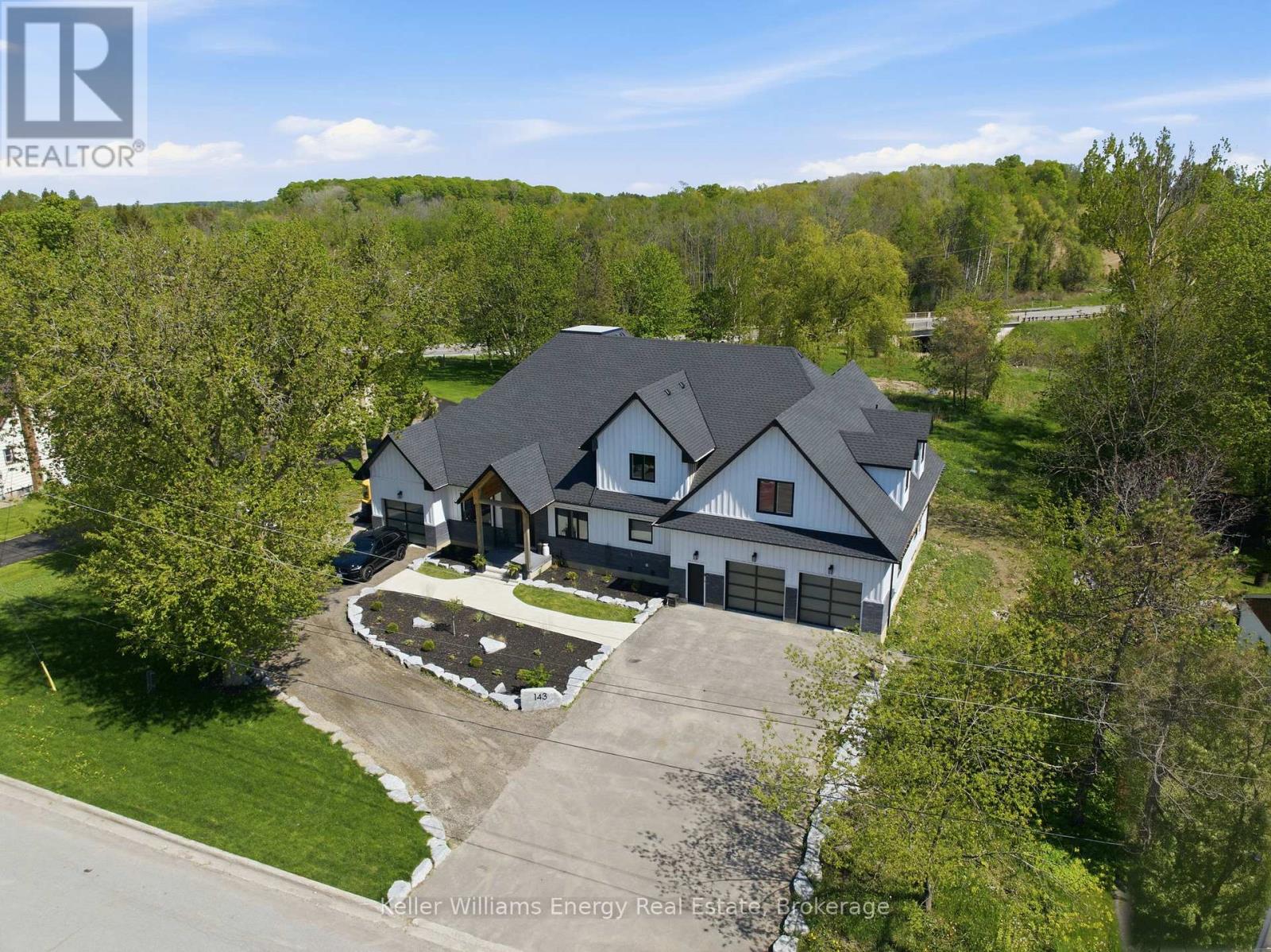 143 River Street Property Photo 3
