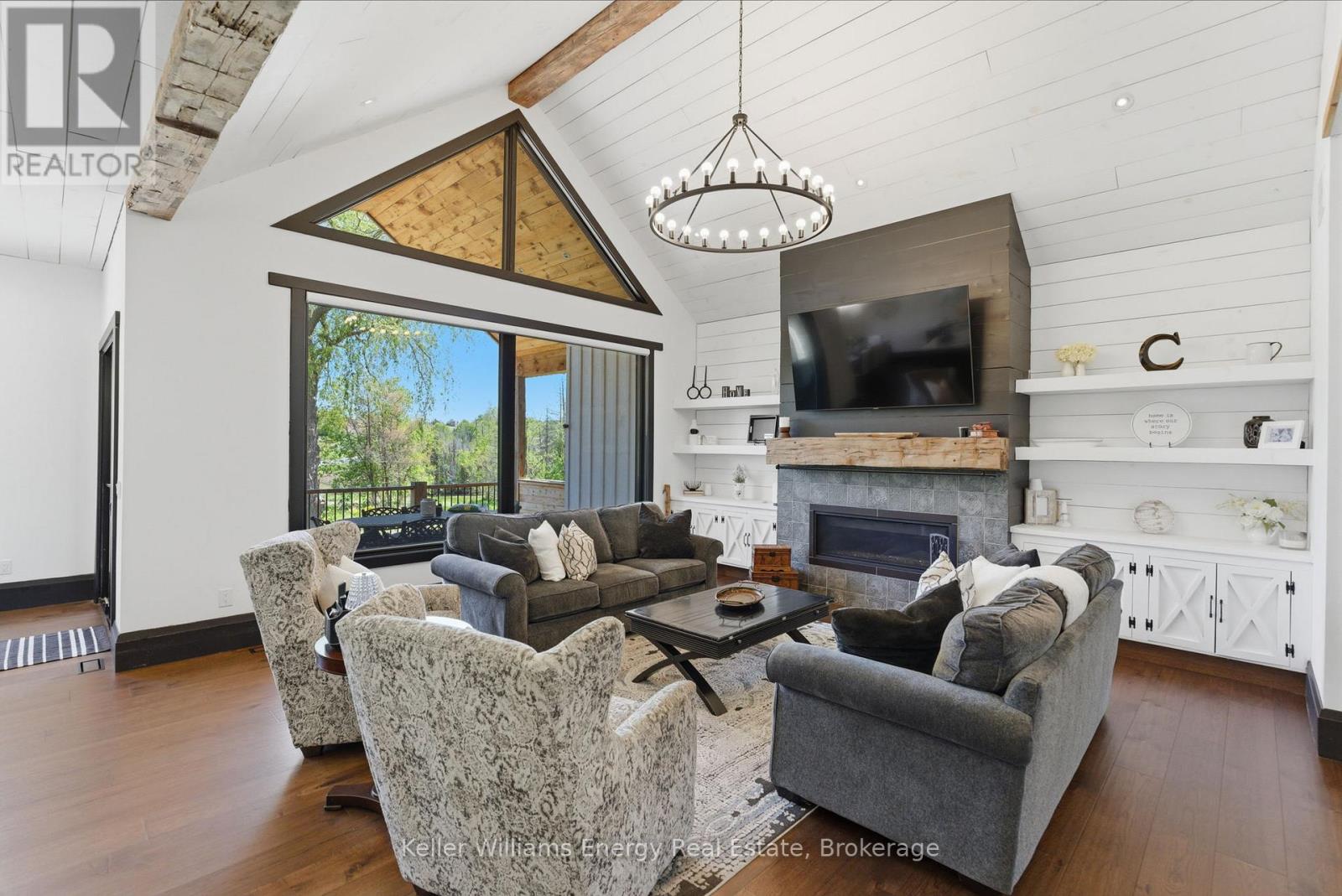 143 River Street Property Photo 6