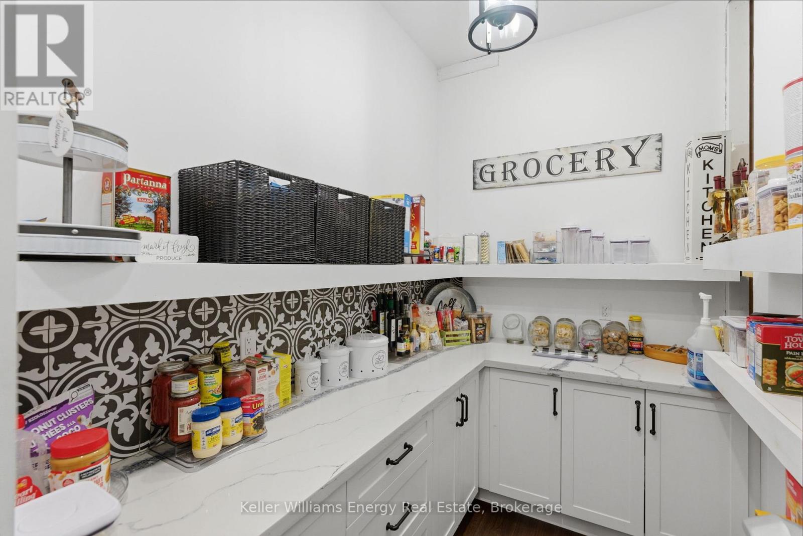 143 River Street Property Photo 9