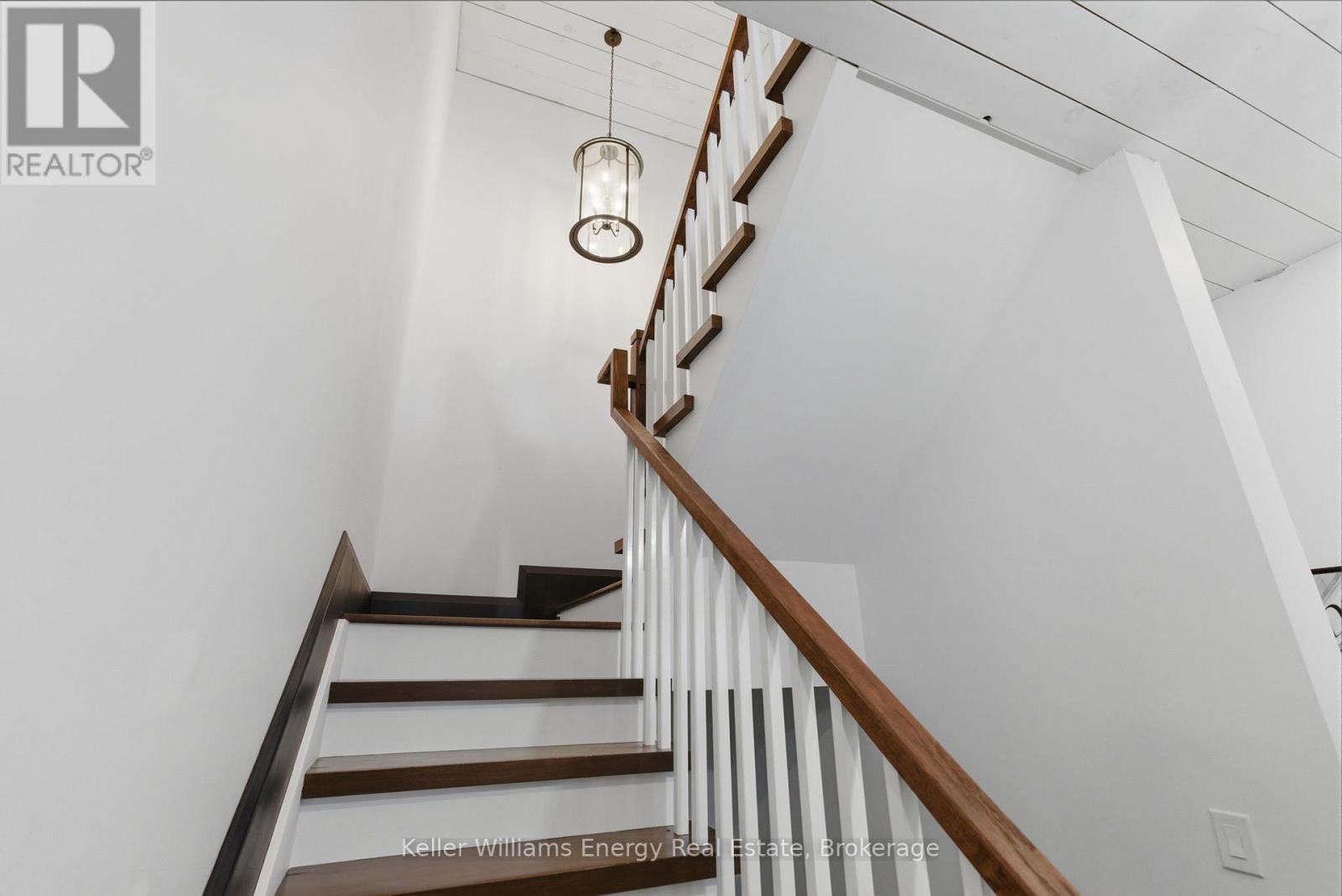 143 River Street Property Photo 24