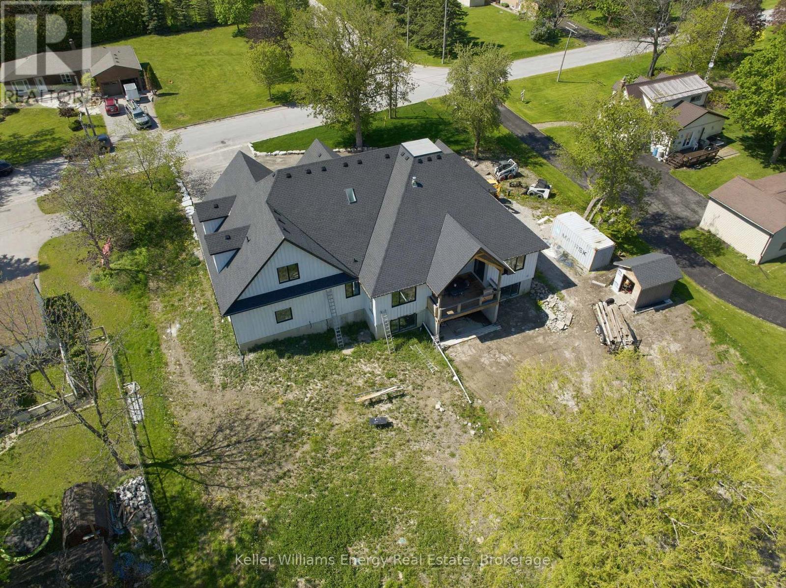 143 River Street Property Photo 28