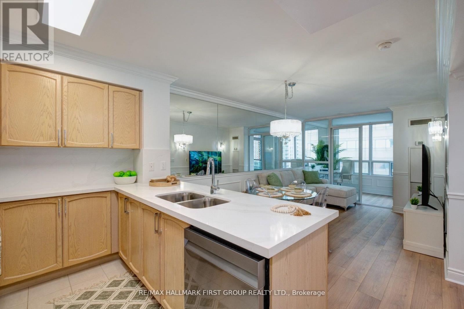 1008 - 60 Brian Harrison Way Property Photo 6