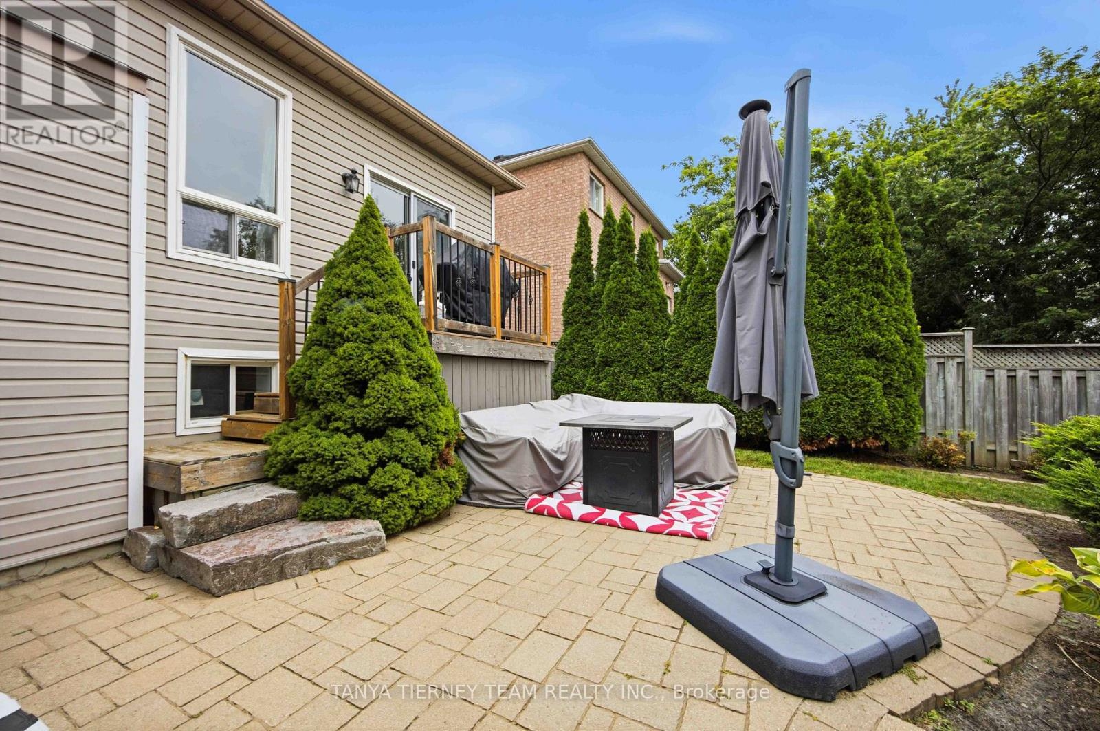 17 Cody Avenue Property Photo 38