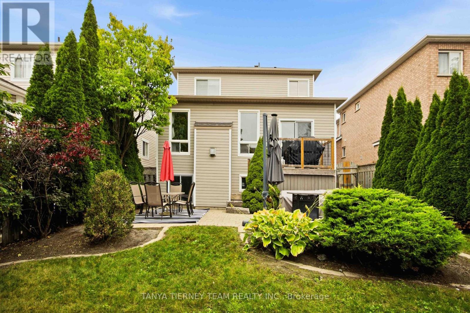 17 Cody Avenue Property Photo 42