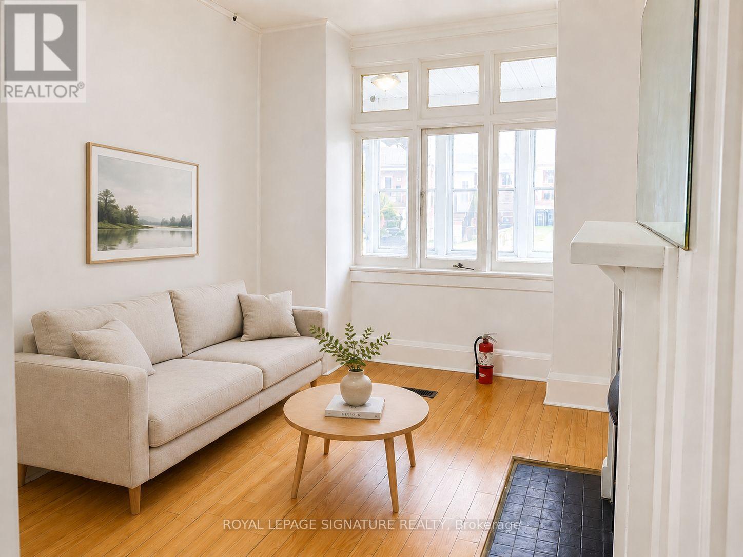 916 WOODBINE AVENUE Property Photo 1