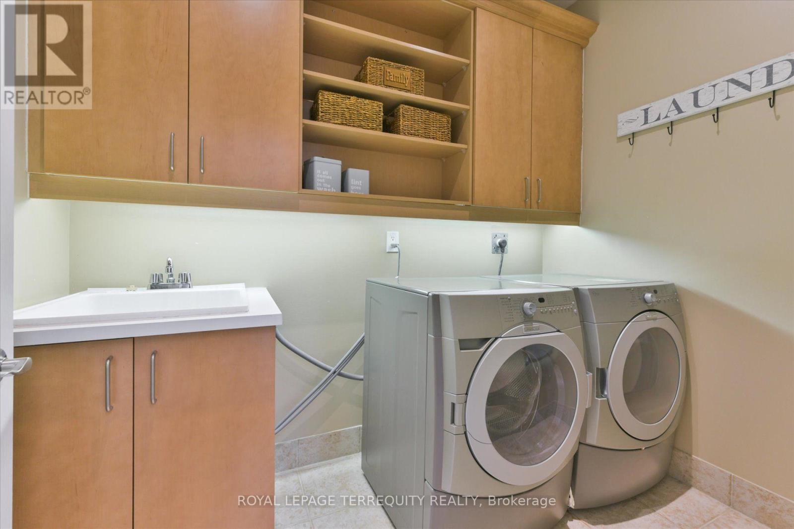 Room 1 - 55 Rushbrooke Way Property Photo 21