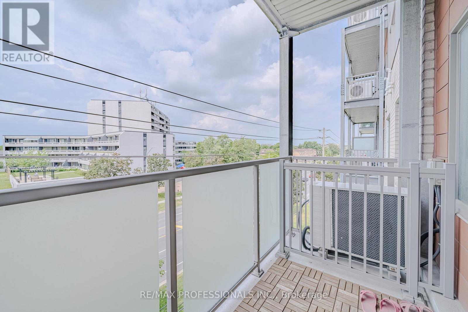 401 - 5155 Sheppard East Avenue Property Photo 18