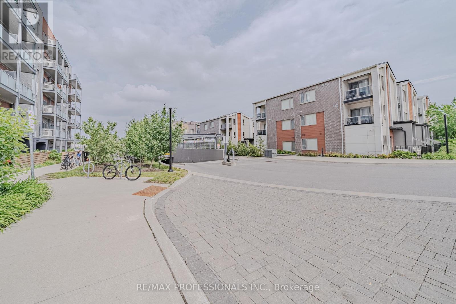 401 - 5155 Sheppard East Avenue Property Photo 27
