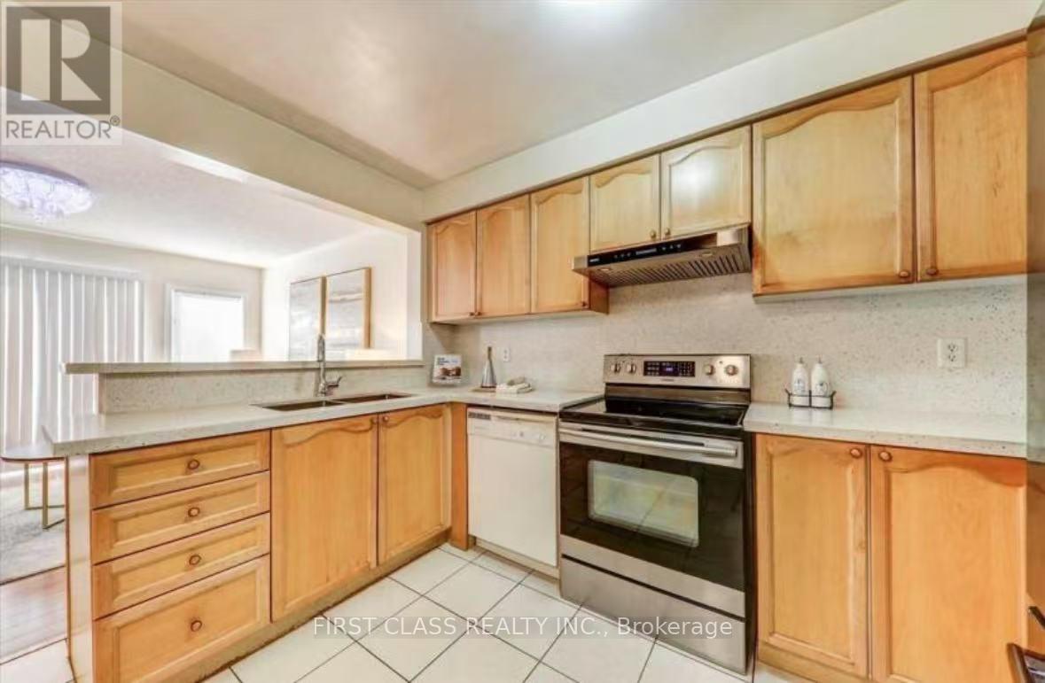 45 Cheetah Crescent Property Photo 10