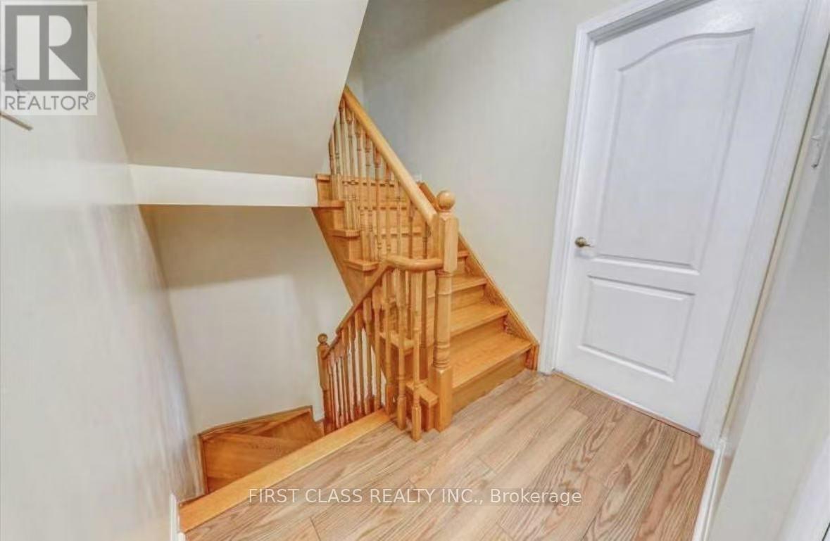45 Cheetah Crescent Property Photo 13