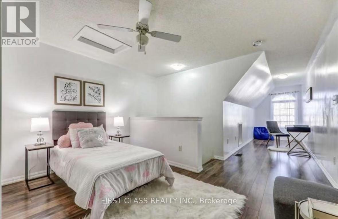 45 Cheetah Crescent Property Photo 19