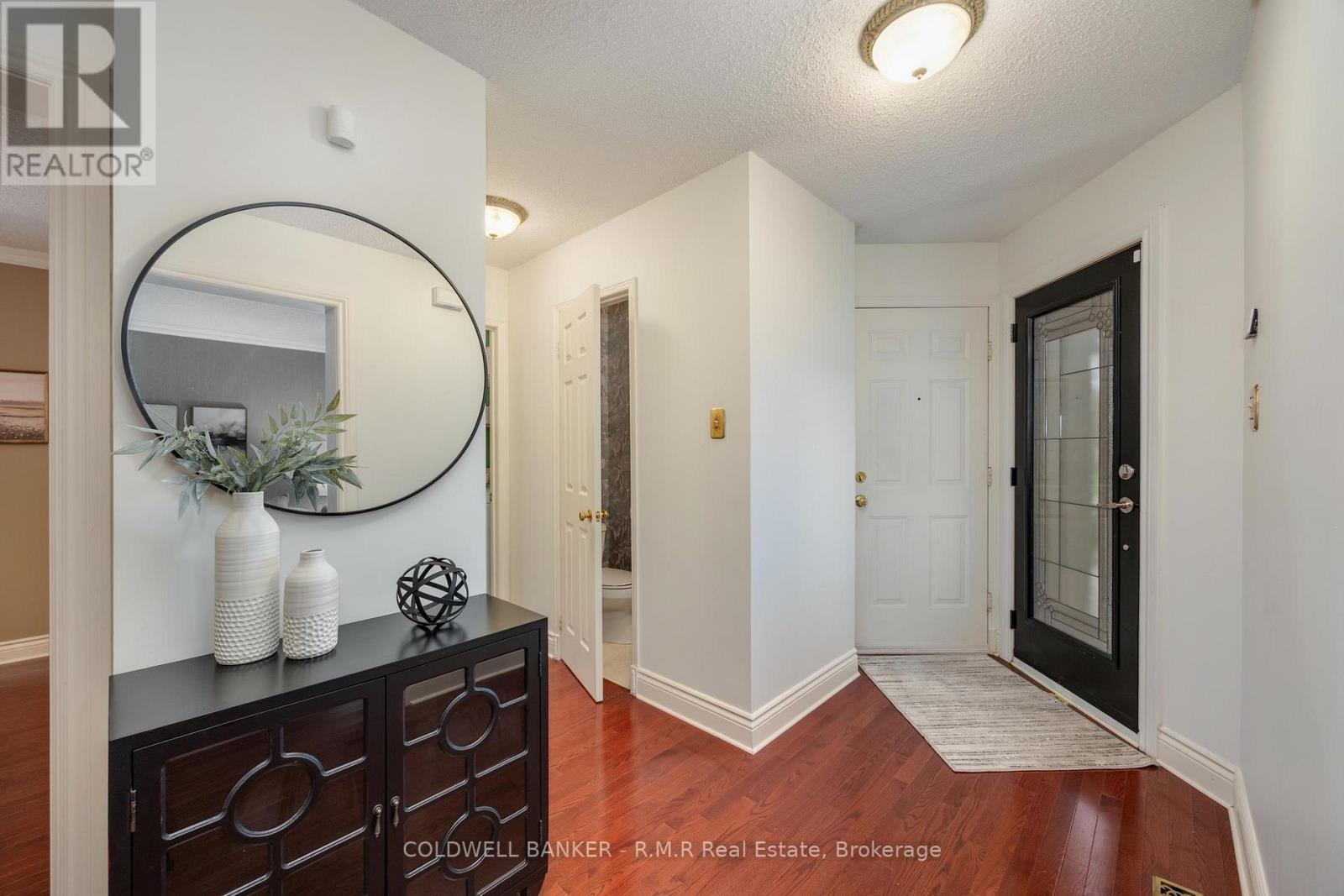 1090 Thimbleberry Circle Property Photo 6