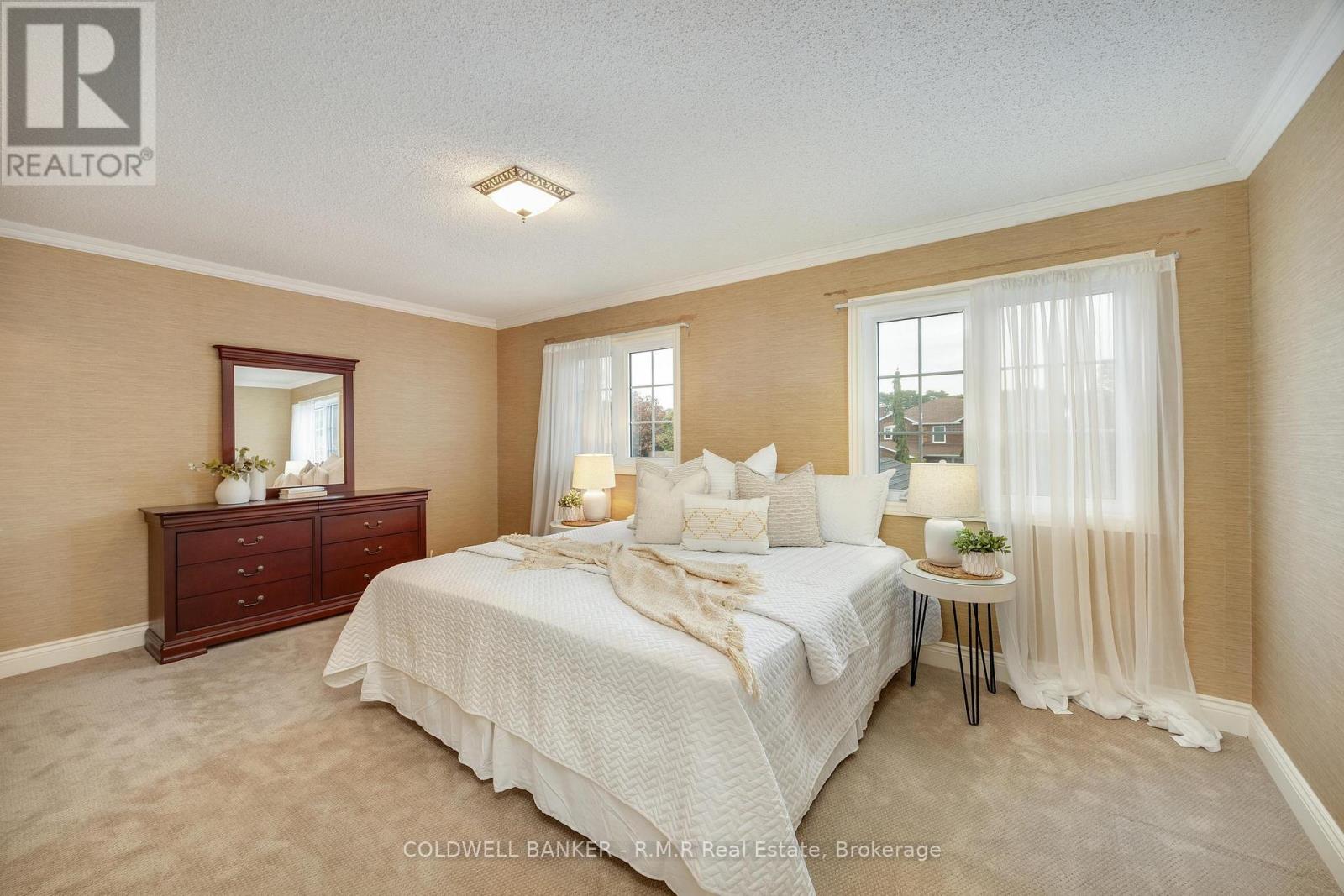 1090 Thimbleberry Circle Property Photo 18