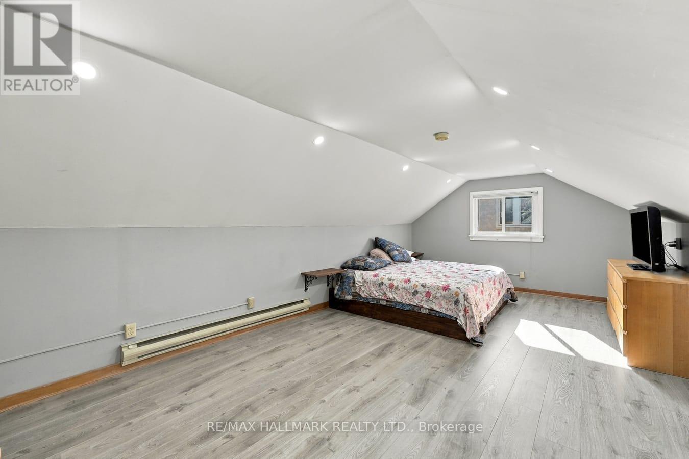 6 Albert Street Property Photo 19