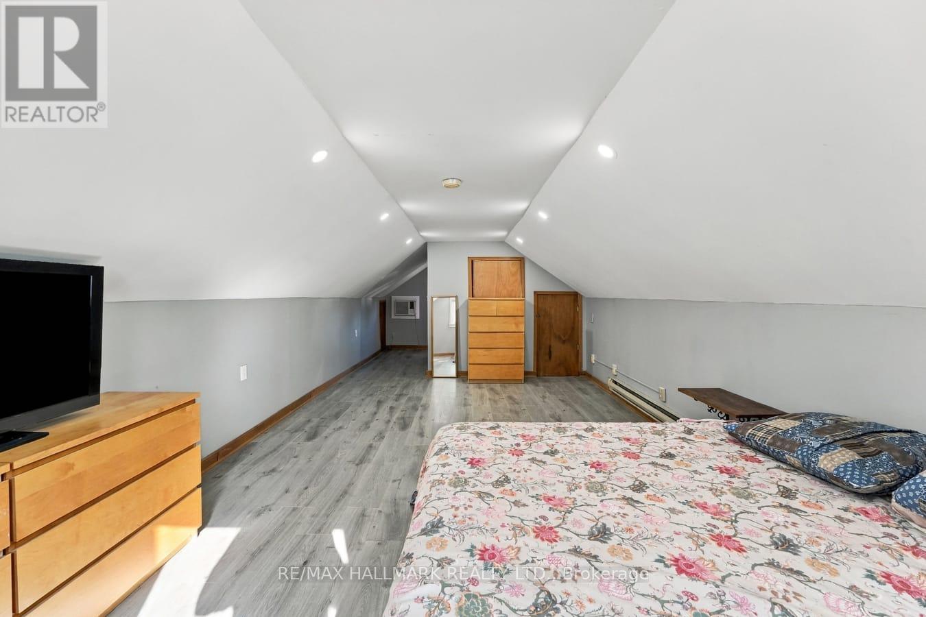 6 Albert Street Property Photo 21