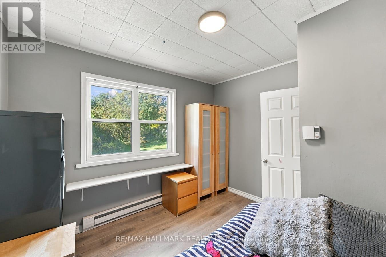 6 Albert Street Property Photo 24