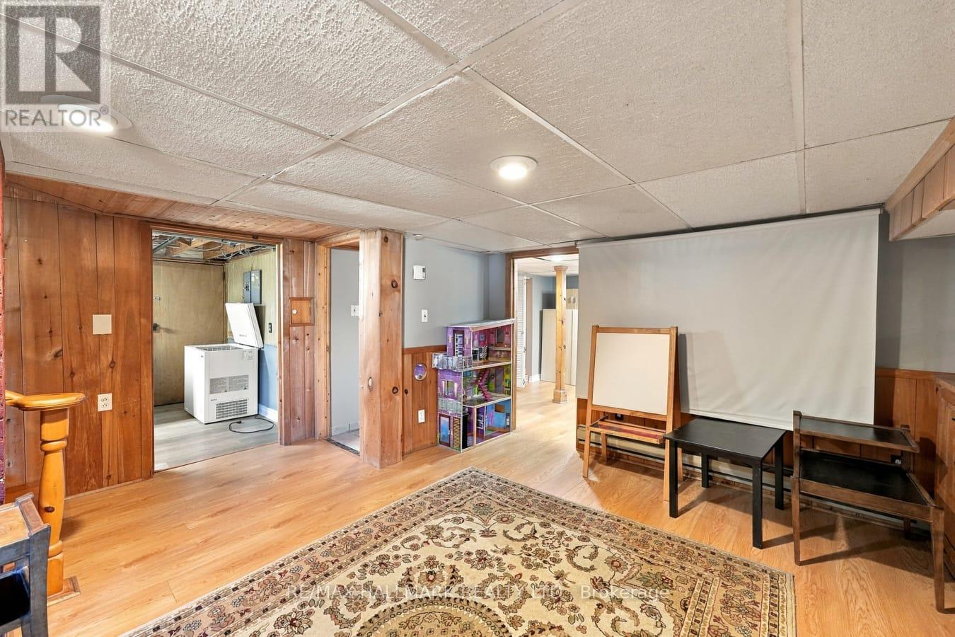 6 Albert Street Property Photo 33